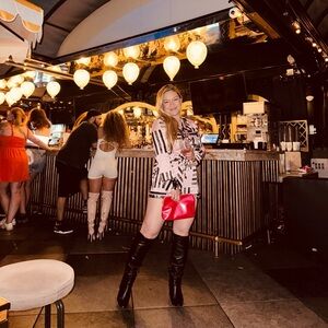 Meet your Posher, Shiela